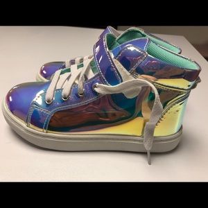 Iridescent shoes